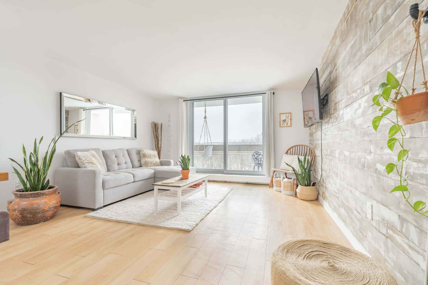 548 350 Quigley Road, Hamilton Brandow Group